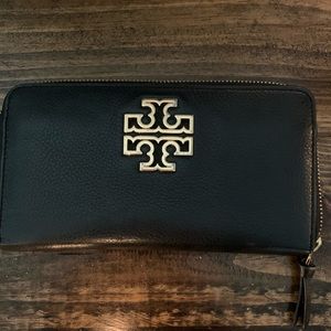 Tory Burch Zipper Wallet